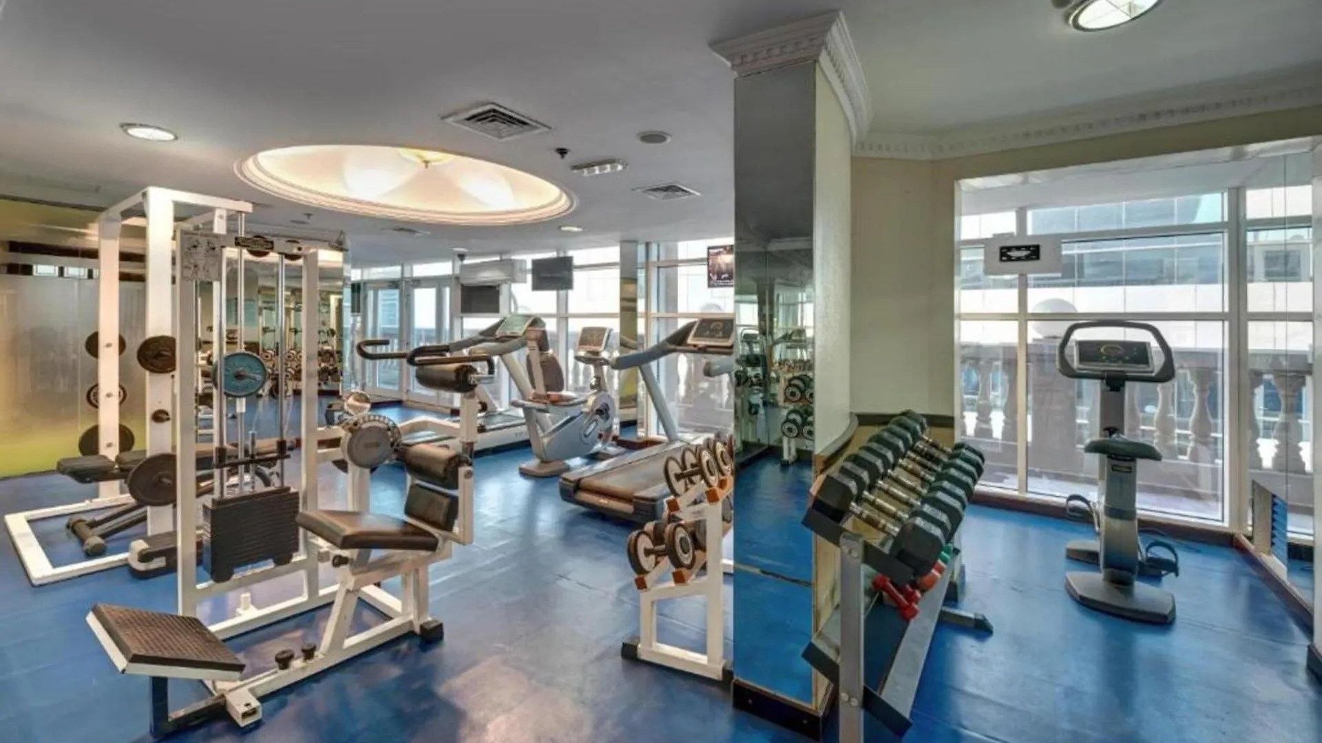 Emirates Grand Luxury Aparthotel