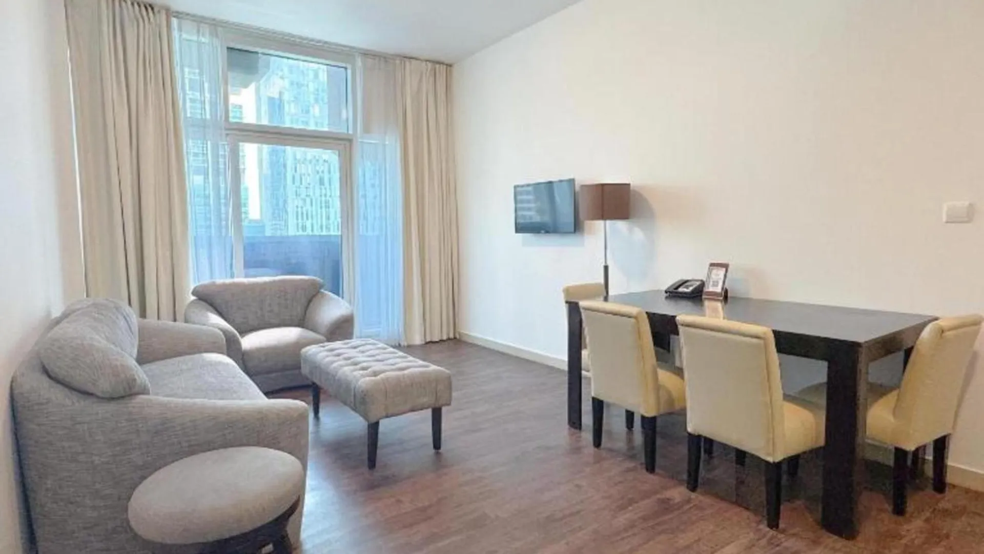Emirates Grand Luxury Aparthotel