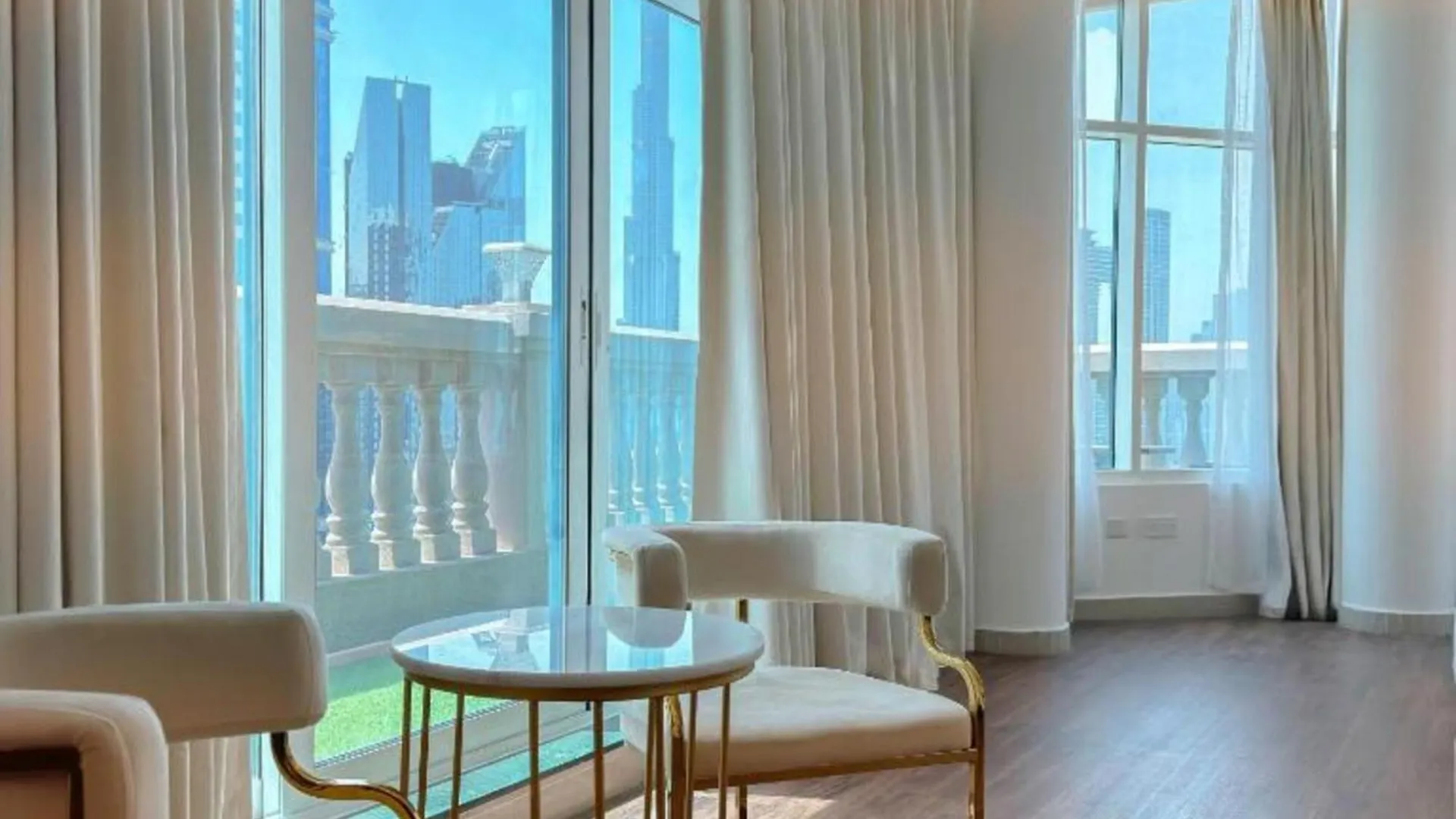 Emirates Grand Luxury Aparthotel Apartment Dubai