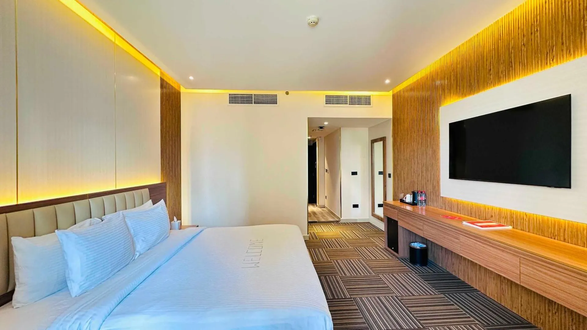 Emirates Grand Luxury Aparthotel United Arab Emirates