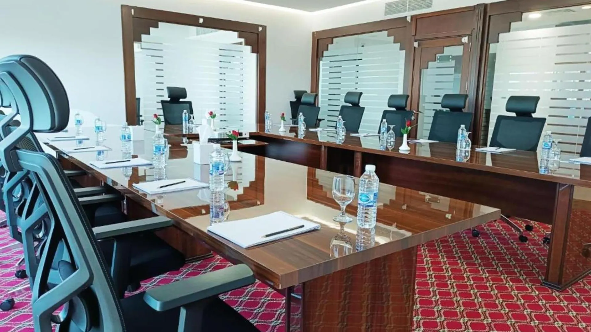 Emirates Grand Luxury Aparthotel United Arab Emirates