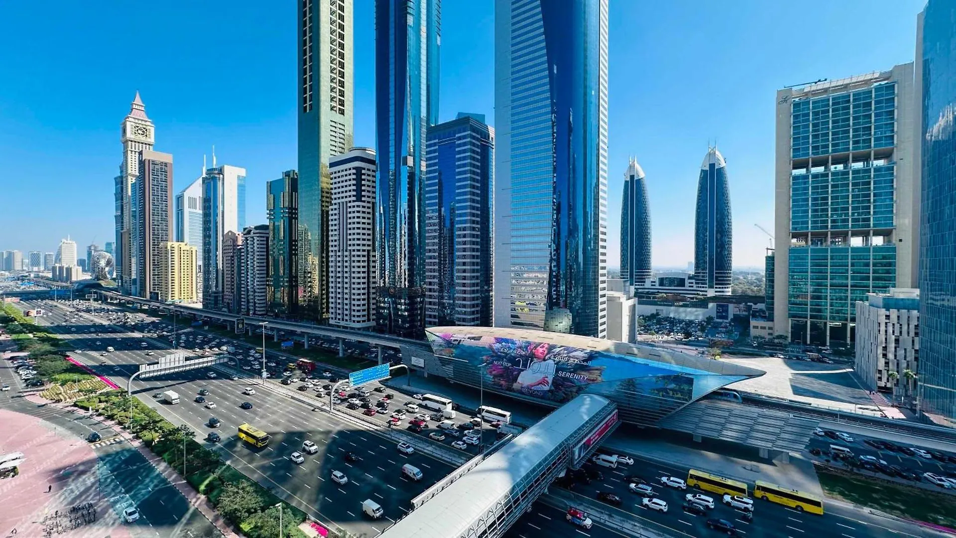 Emirates Grand Luxury Aparthotel Dubai
