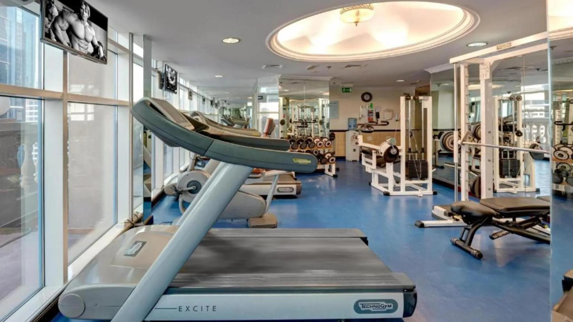 Emirates Grand Luxury Aparthotel Apartment