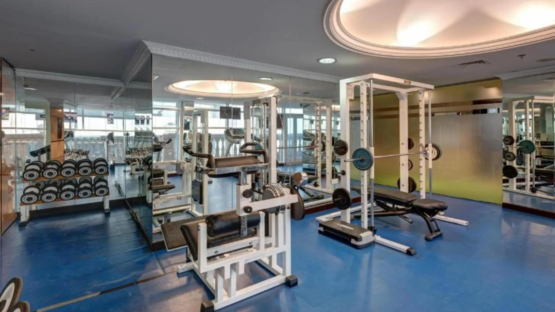 Emirates Grand Luxury Aparthotel 0*, Dubai United Arab Emirates